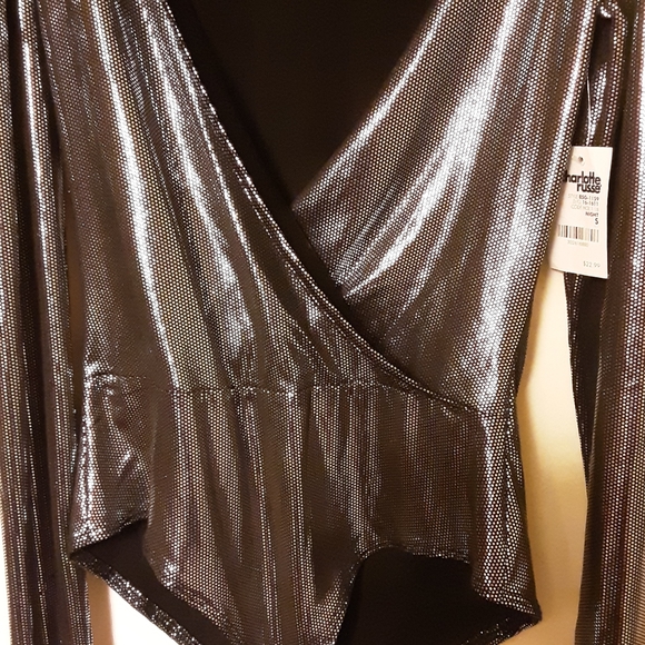 NWT SUPER SUPER GOLD BODY SUIT. SIZE SMALL - Picture 2 of 5
